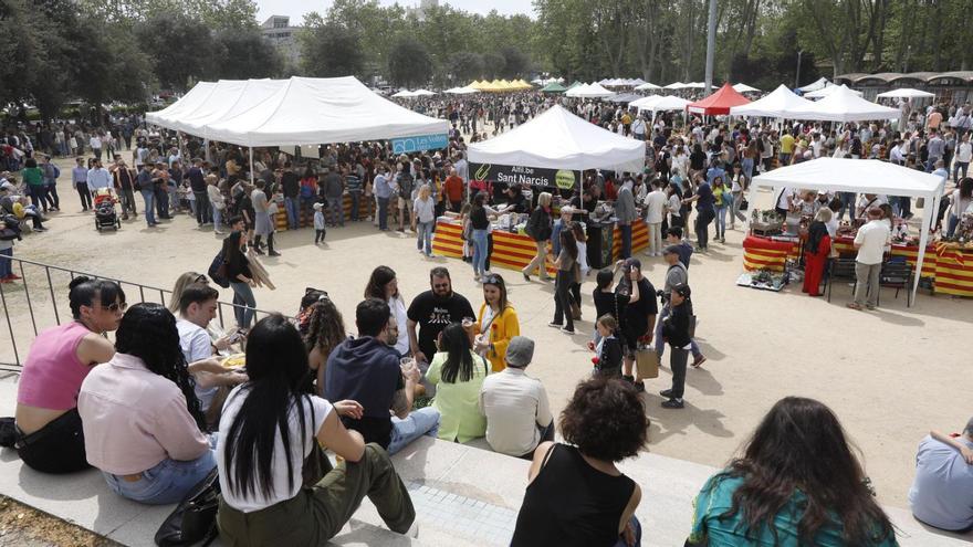 La Copa ha acollit dos anys les parades de llibres i roses de Sant Jordi.  | ANIOL RESCLOSA