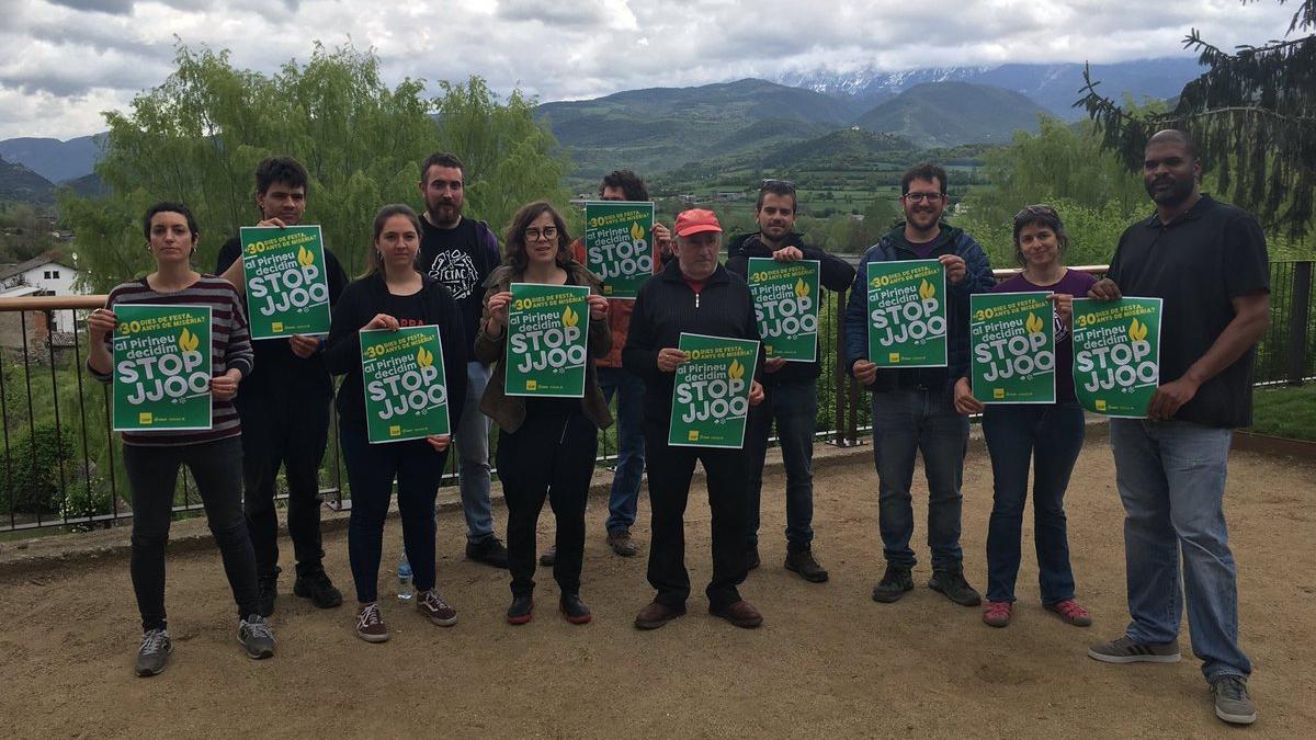 Un acte de rebuig al projecte olímpic per part de la Candidatura d’Unitat Popular en el marc de l’acció de la plataforma Stop JJOO celebrat al Pirineu  | ARXIU PARTICULAR