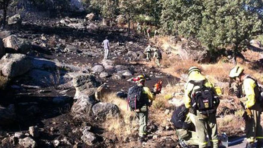 El incendio de Cuacos de Yuste quema 63,4 hectáreas
