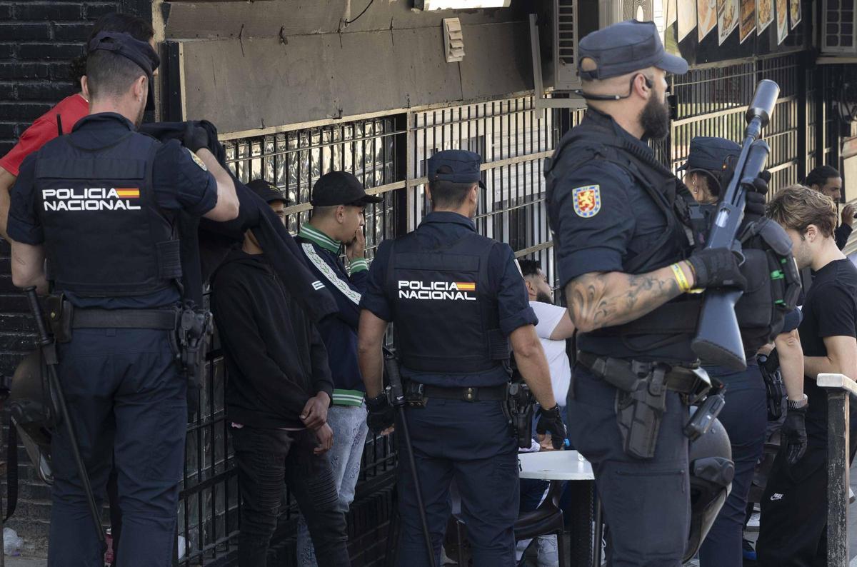 Siete detenidos en un amplio operativo policial de seguridad en la Zona Norte de Alicante