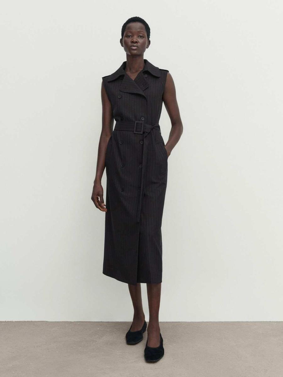 Vestido cruzado con cinturón de Massimo Dutti