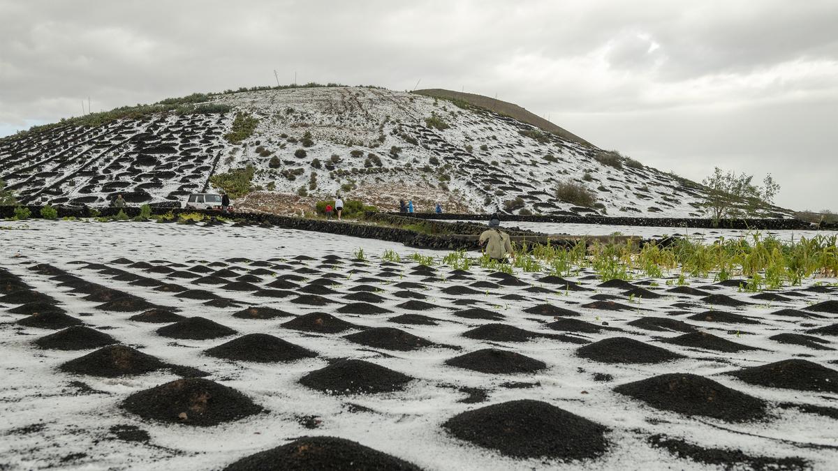 Mala mar, frío y nieve ponen en alerta 11 comunidades, Baleares en naranja.