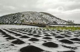 Mala mar, frío y nieve ponen en alerta 11 comunidades