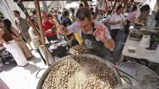 La Fira del Caragol de Sant Jordi reafirma su tirón popular en su 24ª edición: "Hay que venir a probarlos"