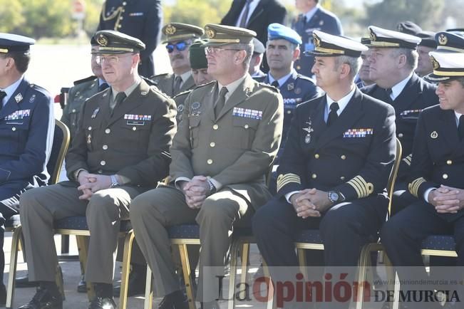 Homenaje al primer salto paracaidista militar en la Base Aérea de Alcantarilla