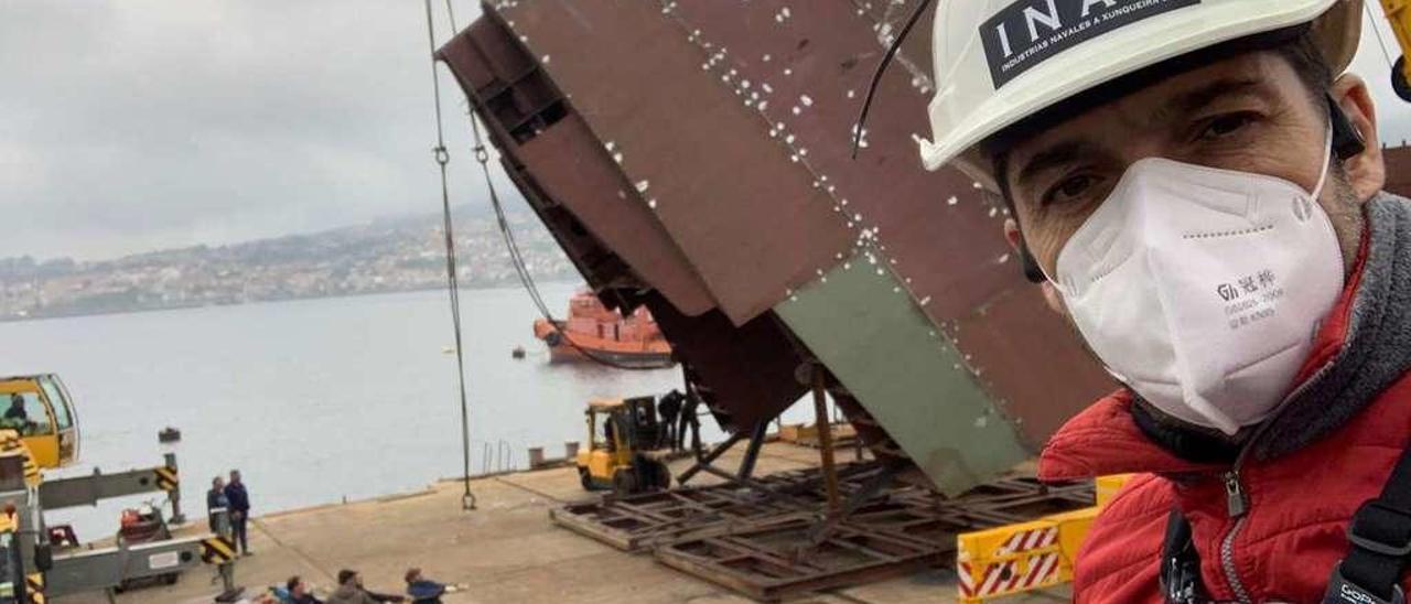 Operarios de Industrias Navales A Xunqueira, en Moaña. // Gonzalo Núñez