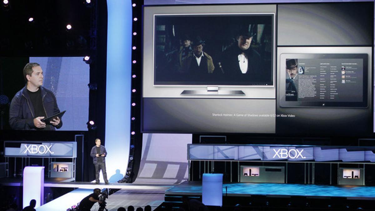 Un momento de la presentación de Xbox 360 en el E3, con las dos pantallas.