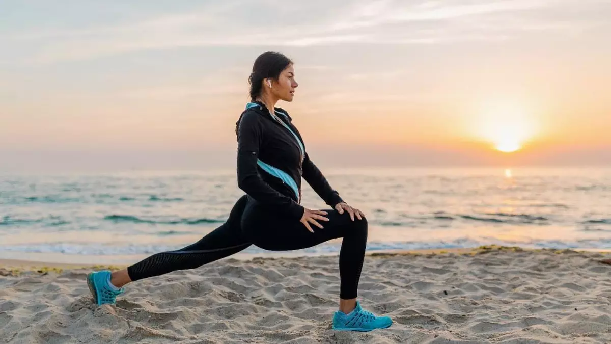 Ejercicios para adelgazar que puedes hacer en la playa estas vacaciones