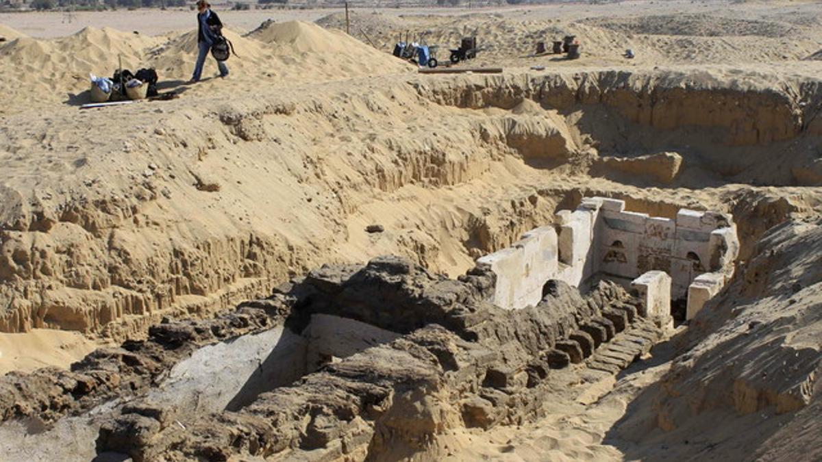Tumba del faraón descubierta en la zona arqueológica de Abydos, al sur de El Cairo, el miércoles.