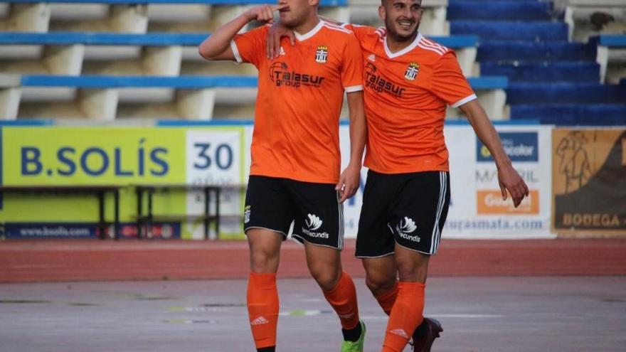 Aketxe celebra el segundo gol