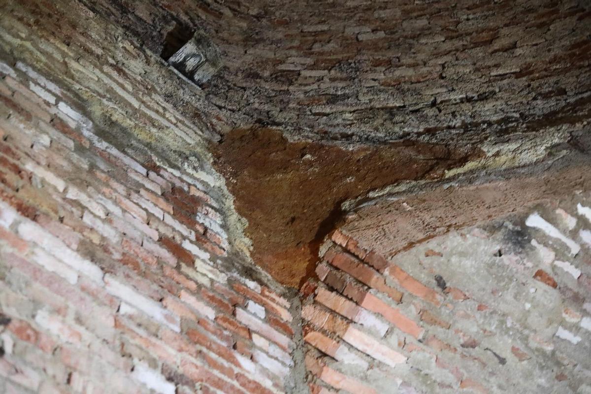 GALERÍA | Filtraciones en la calle Judería