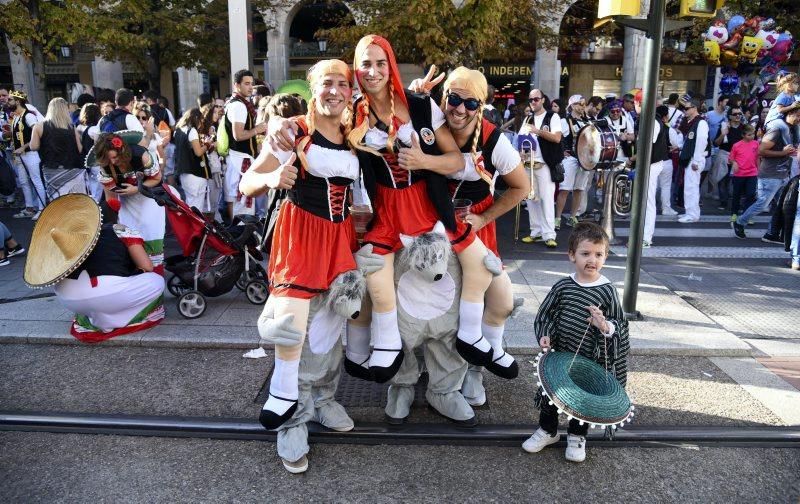 Desfile del Pregón de Interpeñas