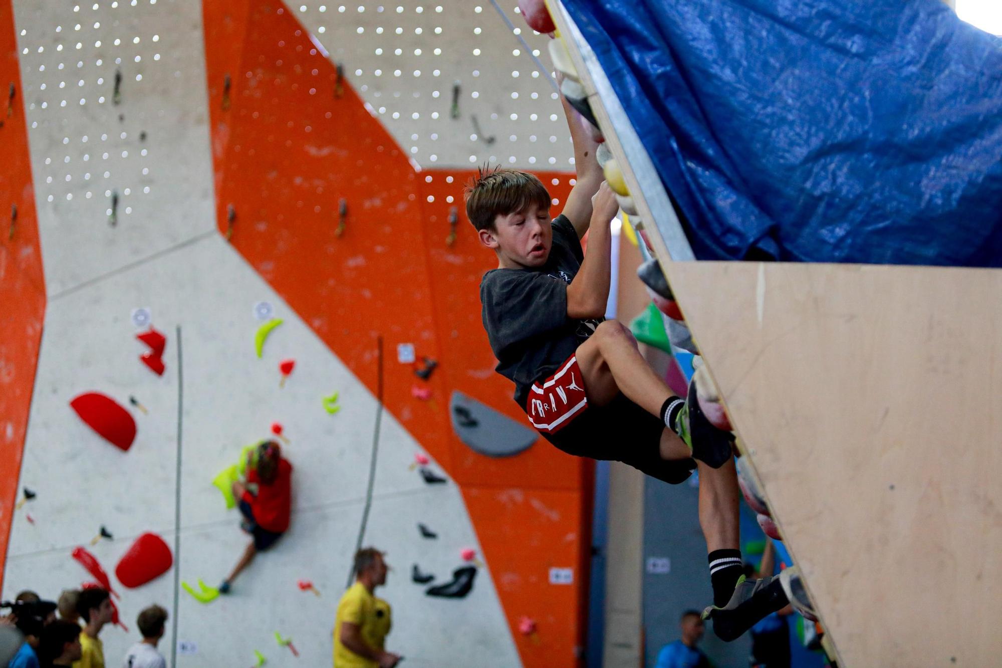 Todas las imágenes del campeonato de escalada en es Viver