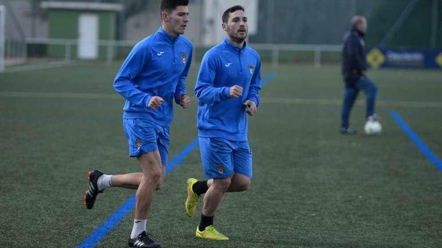 Añón y Miguel Loureiro se entrenaron al margen ayer. // G.Santos