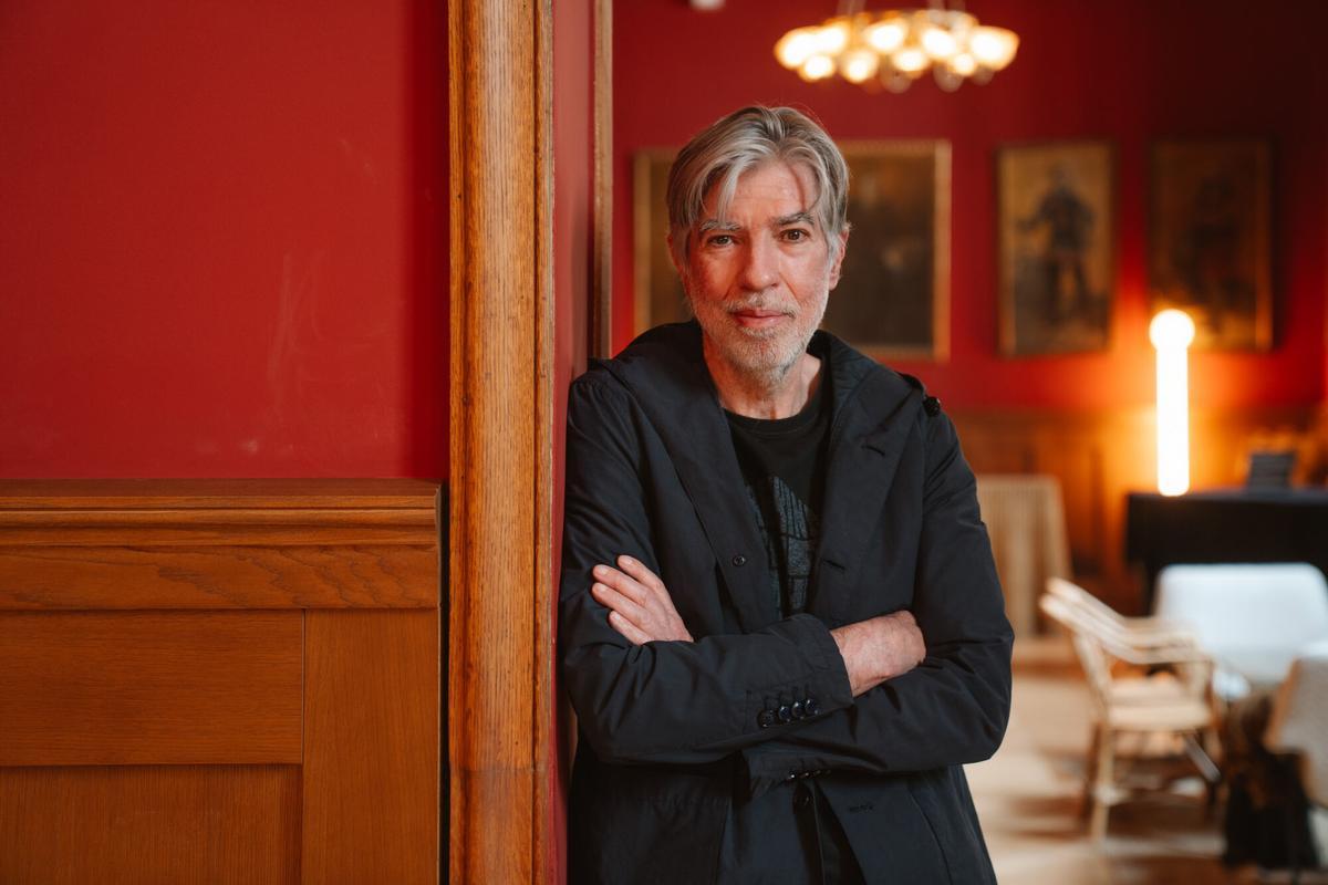 El escritor Manuel Valdivia.