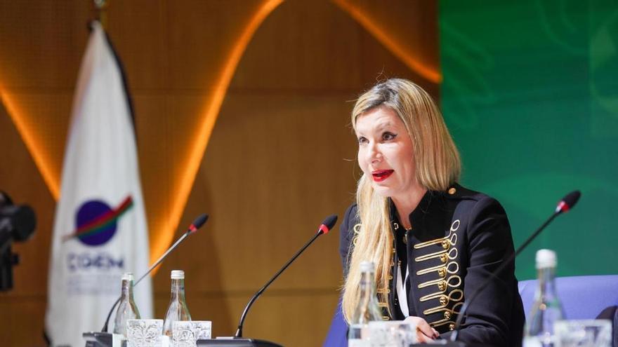 Orejas de peluche que detectan tu ánimo y la posibilidad de pagar con la palma de la mano: la IA que ya ha llegado y que trae una empresa española