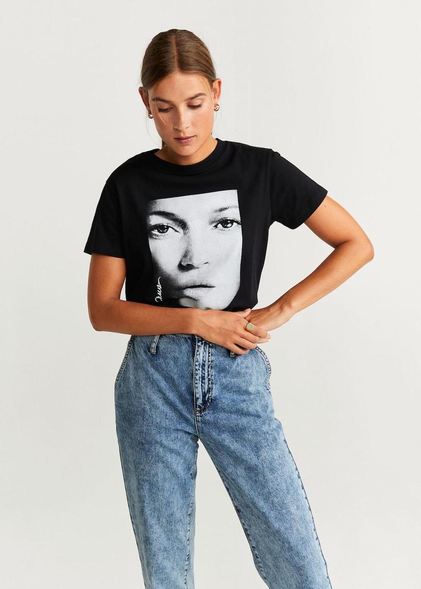Camiseta con la fotografía de Kate Moss estampada, de Mango