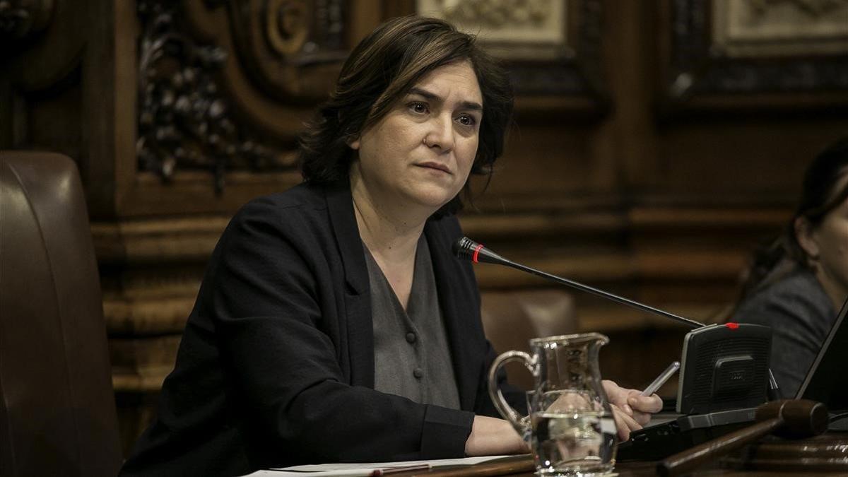 Ada Colau, durante el pleno del Ayuntamiento de Barcelona de hoy.
