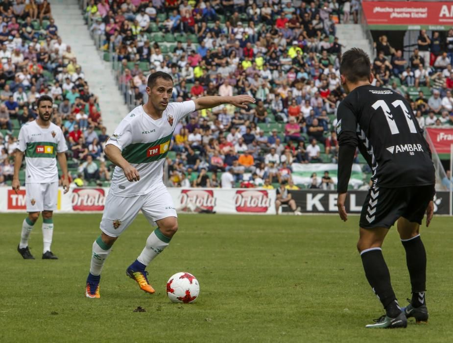 Un gol de Javi Flores en el minuto 85, tras un preciso pase de Edu Albacar, le da los tres puntos al equipo ilicitano frente al Ebro