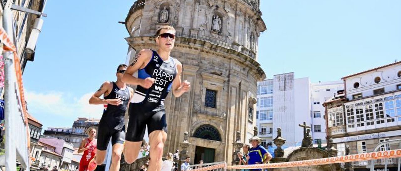 La iglesia de la Peregrina presidió la carrera a pie.