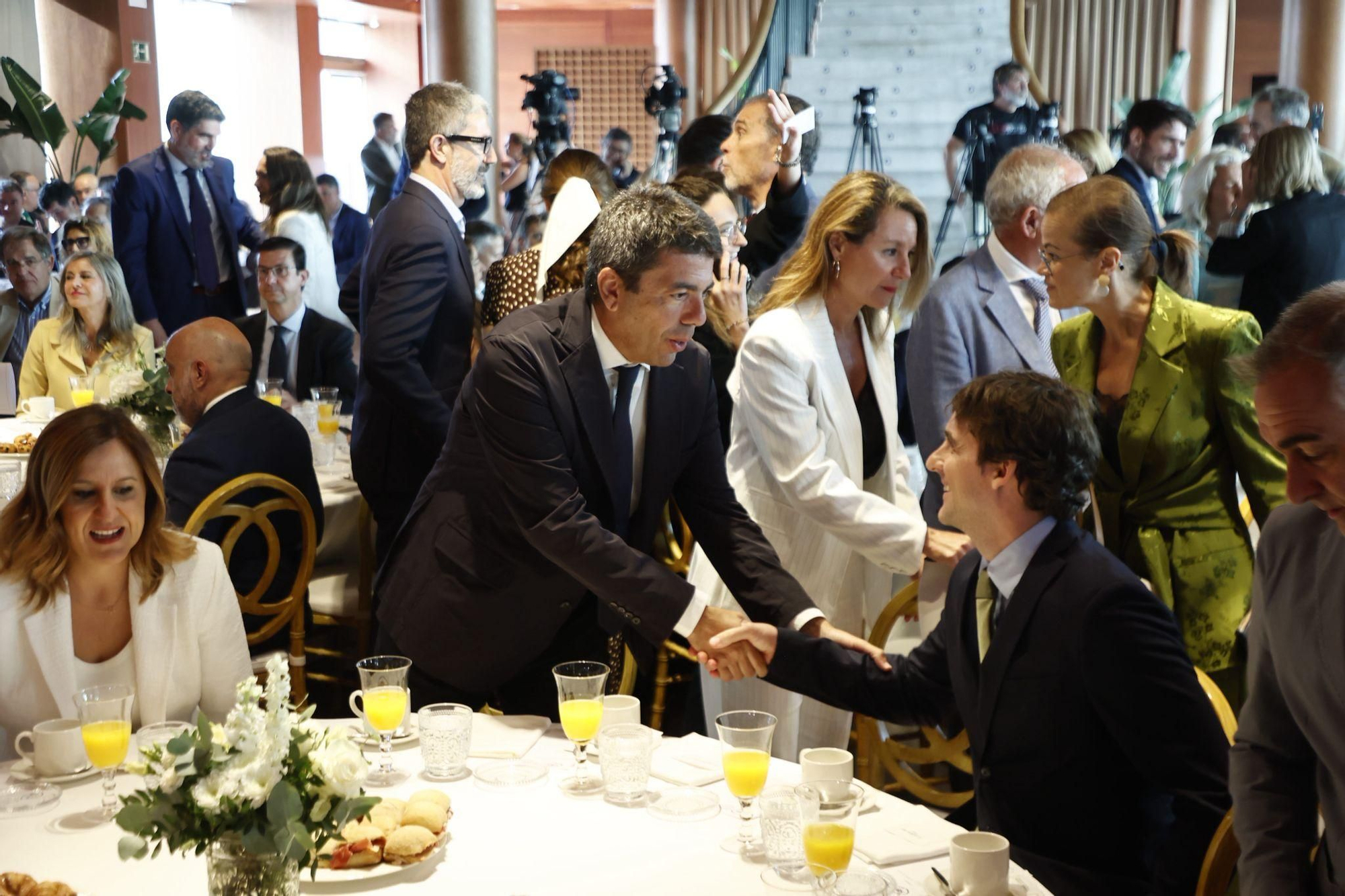 La puesta en escena de la intervención de Begoña Carrasco en el Fórum Europa