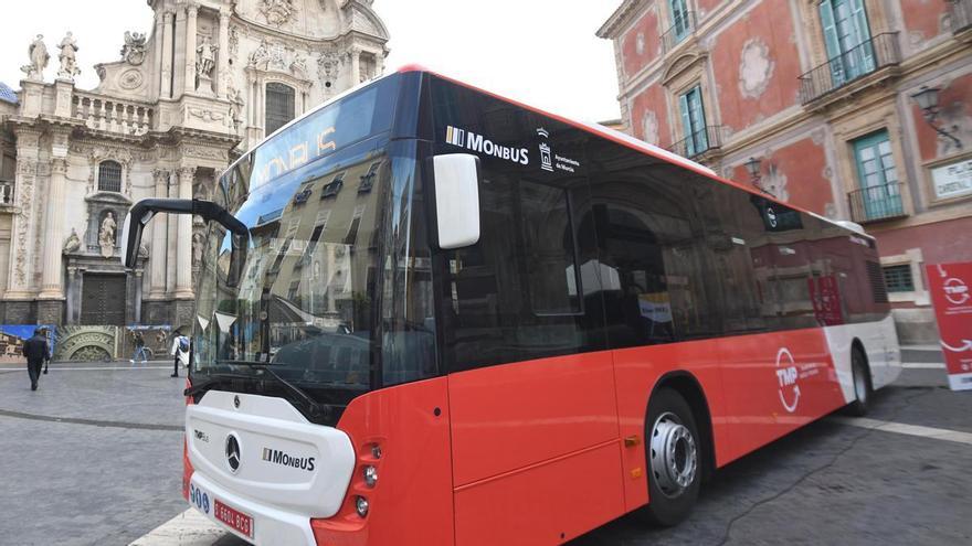 El Gobierno regional apoya la rebaja del transporte público, pero cree que Sánchez llega tarde