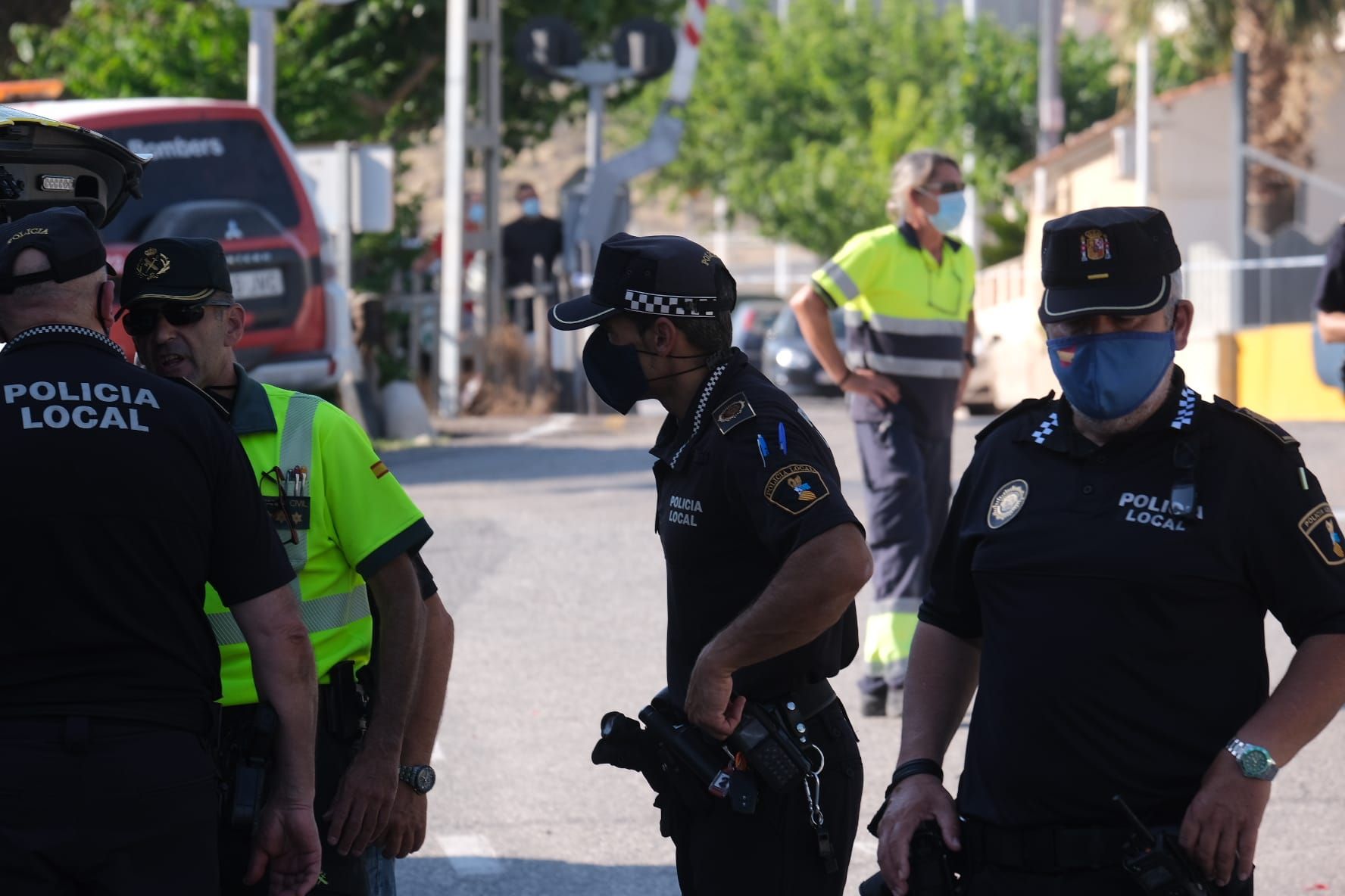 Accidente mortal en Novelda: un tren arrolla a cuatro personas que viajaban en un coche