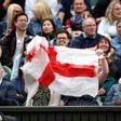 La grada de la pista central empezó a celebrar el triunfo de Inglaterra en pleno partido de Djokovic