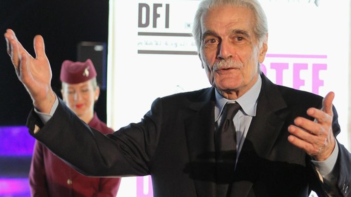 El veterano actor Omar Sharif, en la alfombra roja del Festival de Tribeca, en Doha, en el 2011.