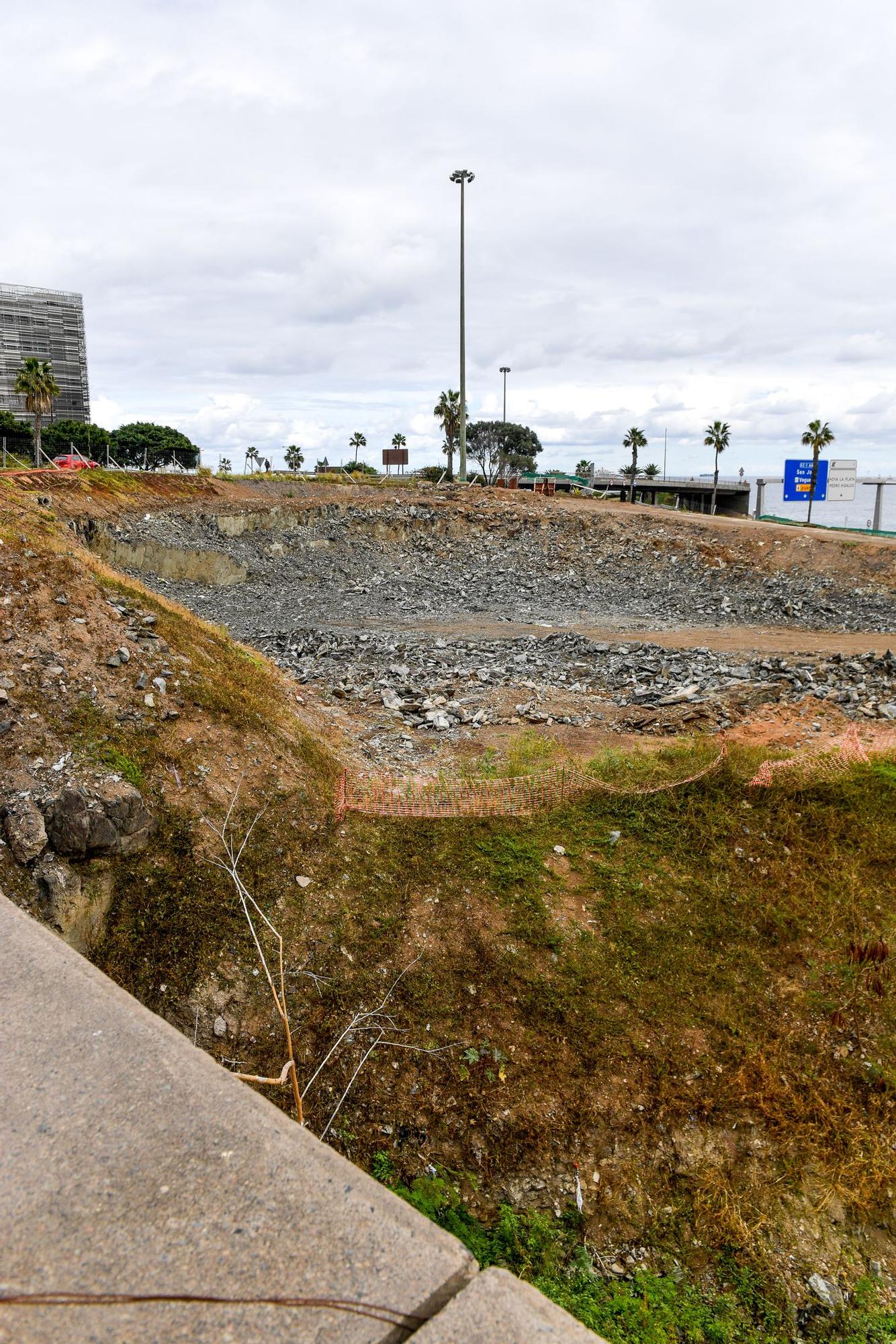 Estado de las obras en la Avenida Marítima, San Cristóbal y la estación de la Metroguagua en Hoya de la Plata