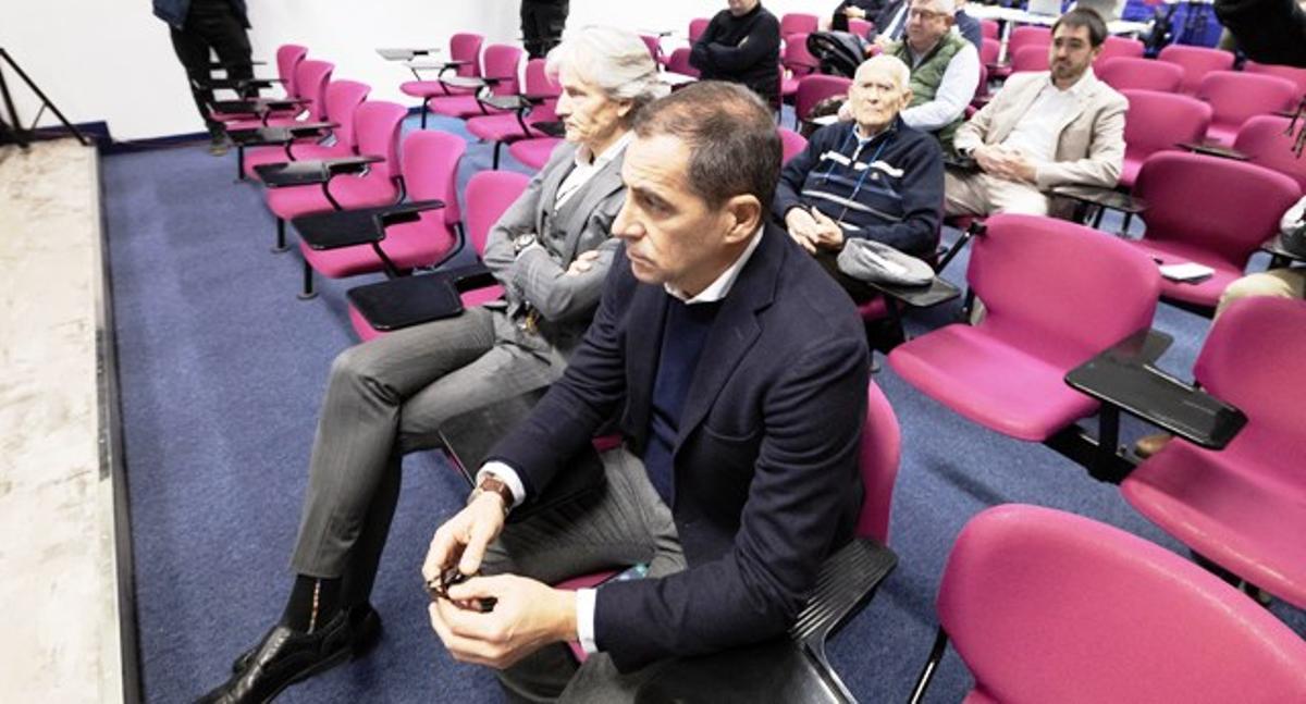 Mariano Aguilar, consejero del Real Zaragoza, en la última Junta de Accionistas.