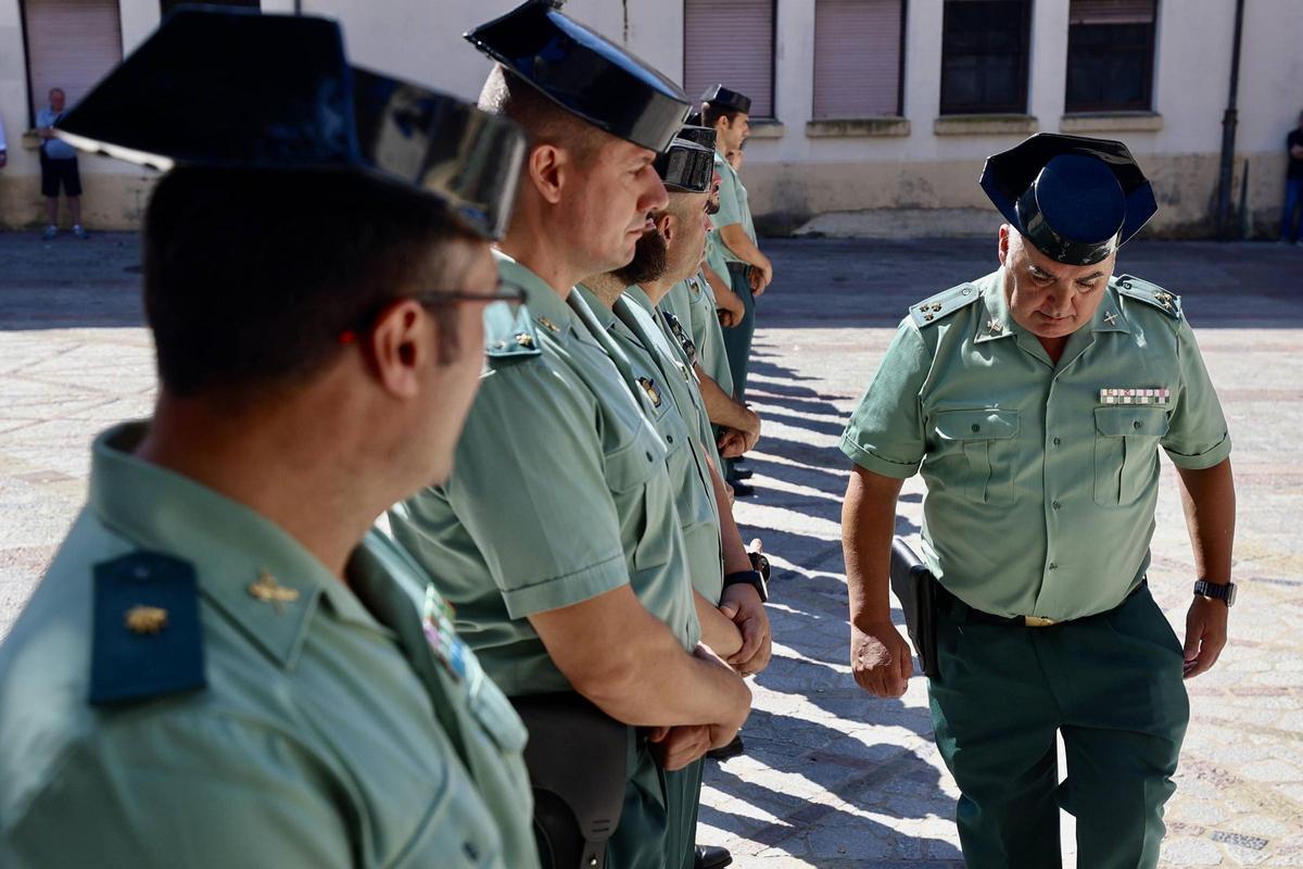 Llanes despide a la guardia civil Laura Cruz Llanes despide a la guardia civil Laura Cruz