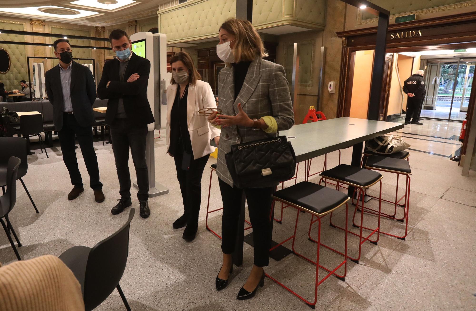 FOTOGALERÍA | Inaugurado el McDonalds de los antiguos Cines Elíseos de Zaragoza