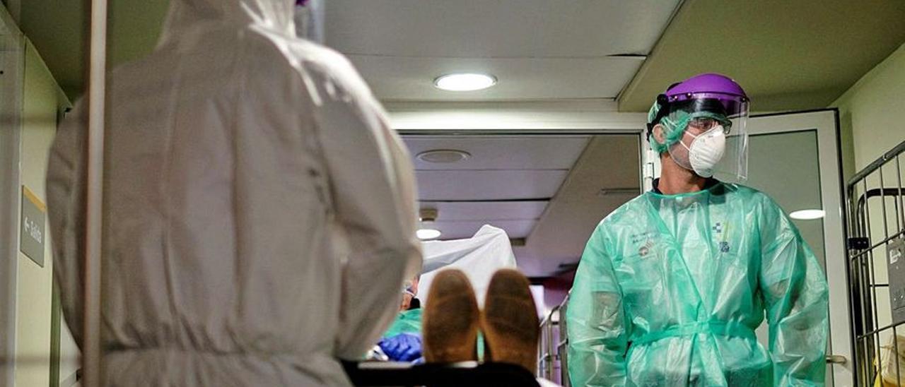 El 49% de la enfermería canaria ha pensado en dejarlo por la pandemia