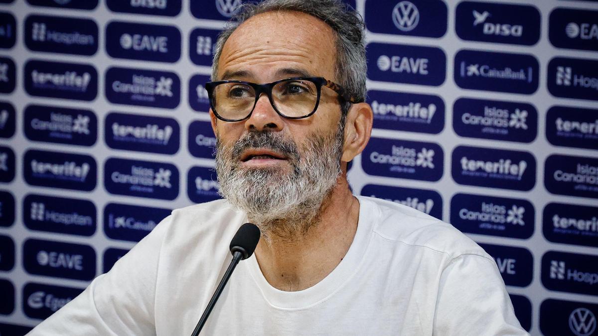 Álvaro Cervera, en sala de prensa.