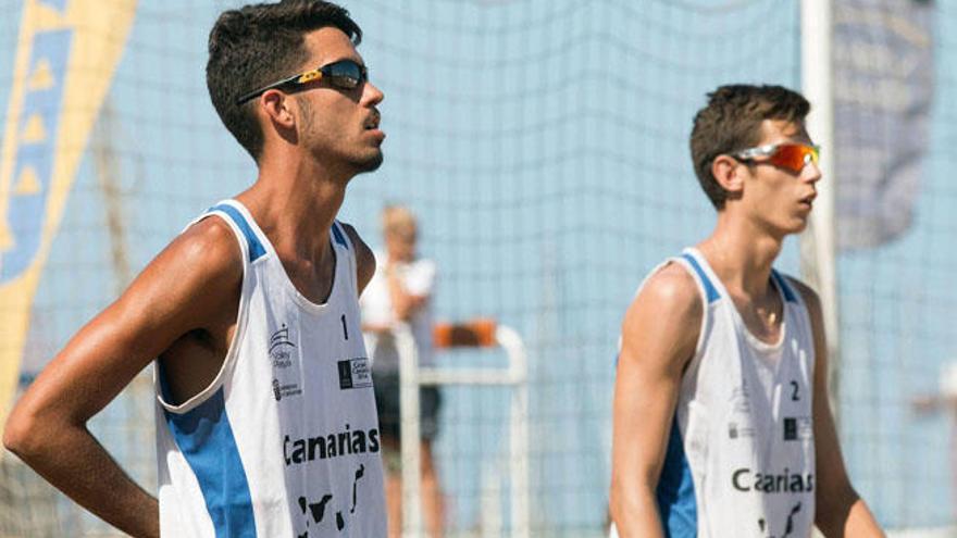 Dos jugadores del CV 7 Islas Vecindario, al Nacional Sub 21