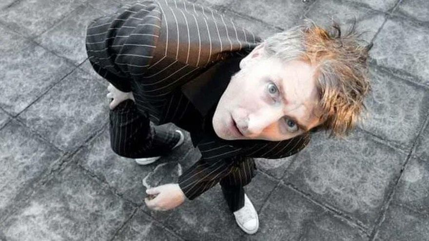 Muere Piti Sanz, el músico gallego que formó con Luis Tosar la banda ‘Di Elas’