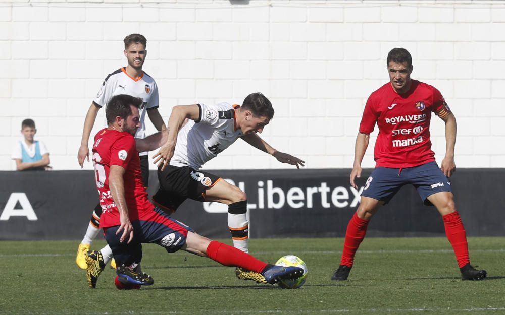 El Valencia Mestalla acaricia la remontada