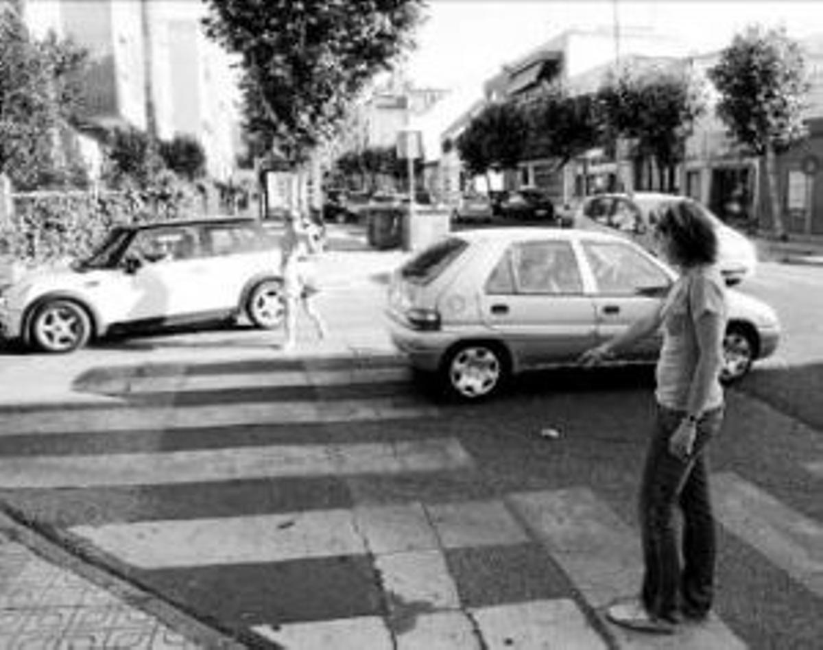 La policía busca a un conductor que se dio a la fuga tras atropellar a ...