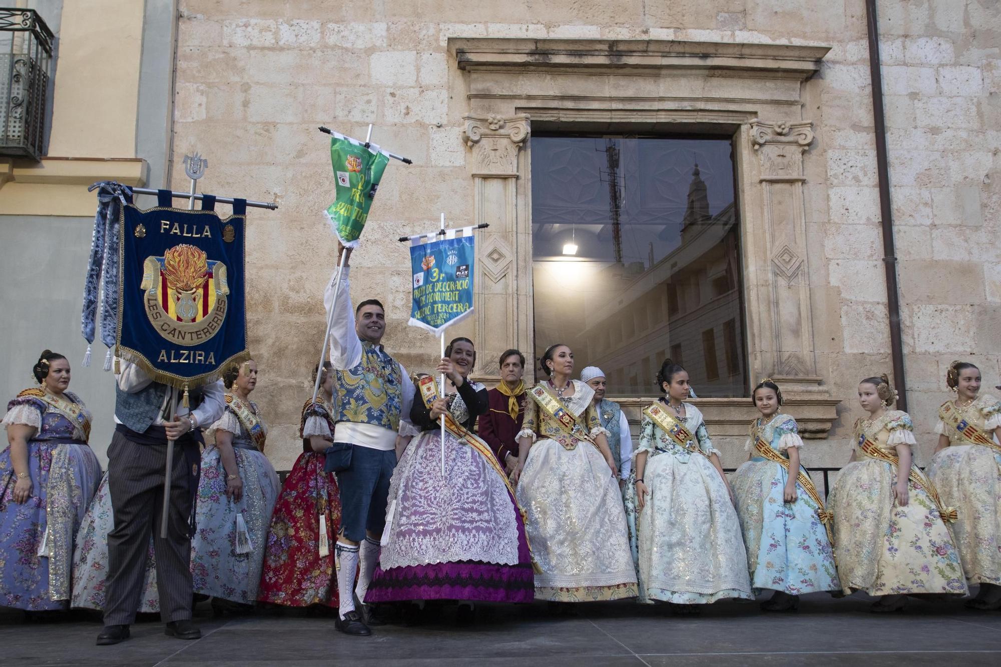 Las mejores imágenes de la entrega de premios de las fallas de Alzira