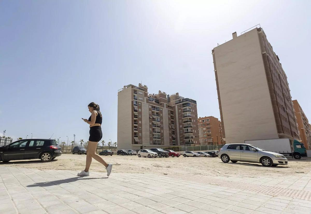 Parcela para la construcción de vivienda pública en el PAU 1 de Alicante.