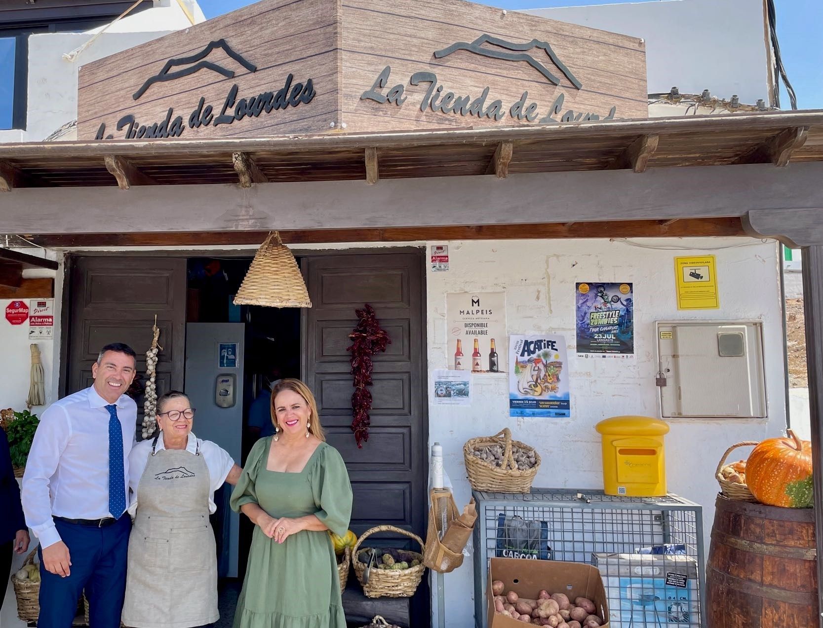 La tienda de Lourdes Curbelo en el pueblo de Soo (Teguise).