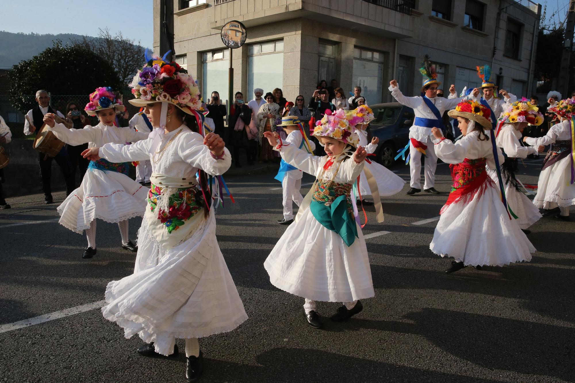 Las damas y galanes copan la atención en Meira