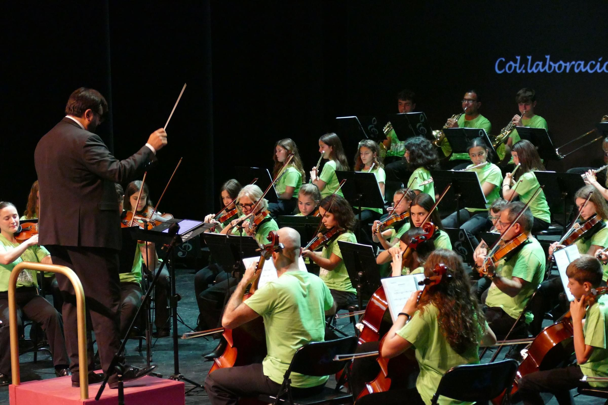 La Jove Orquestra de Figueres i Fredrik Strand emocionen el Teatre El Jardí amb el gran concert de Fires