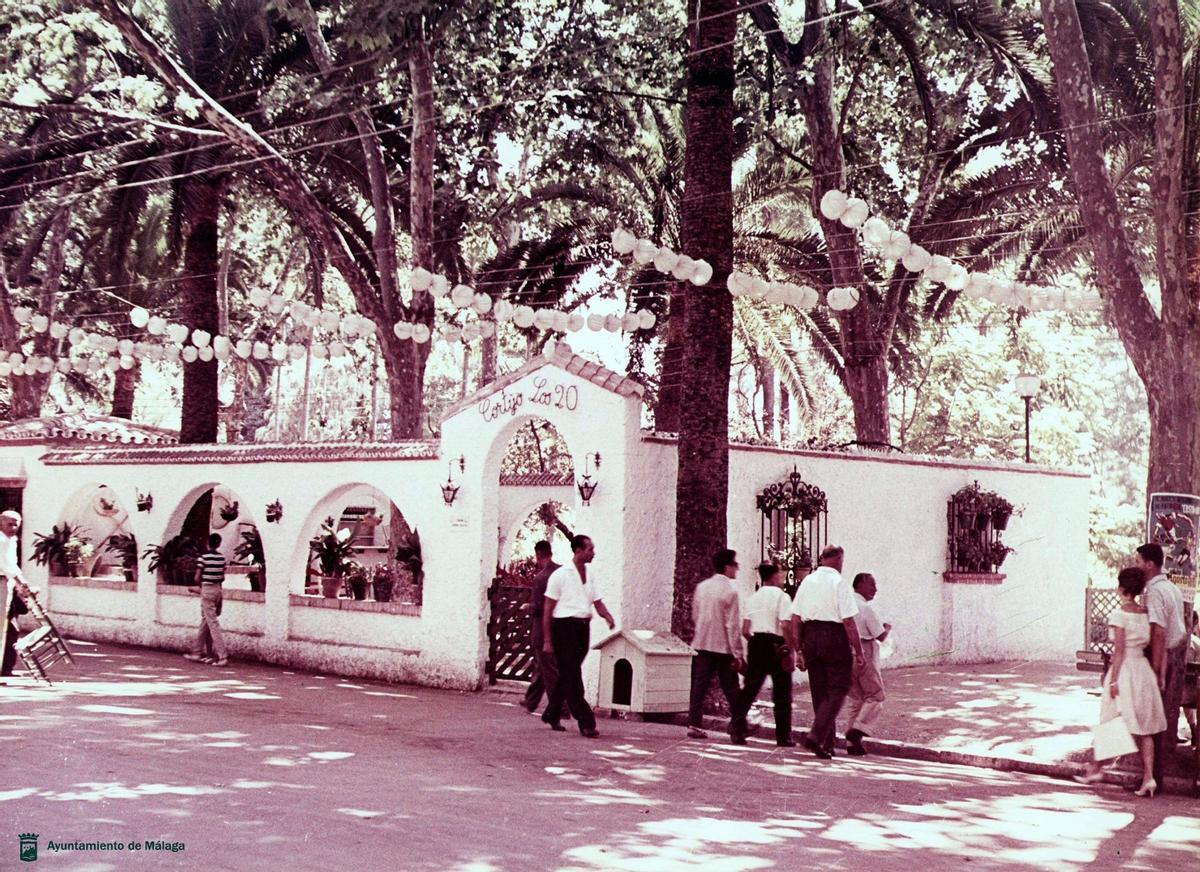 Una caseta de la Feria de Agosto en el Parque, en 1961.