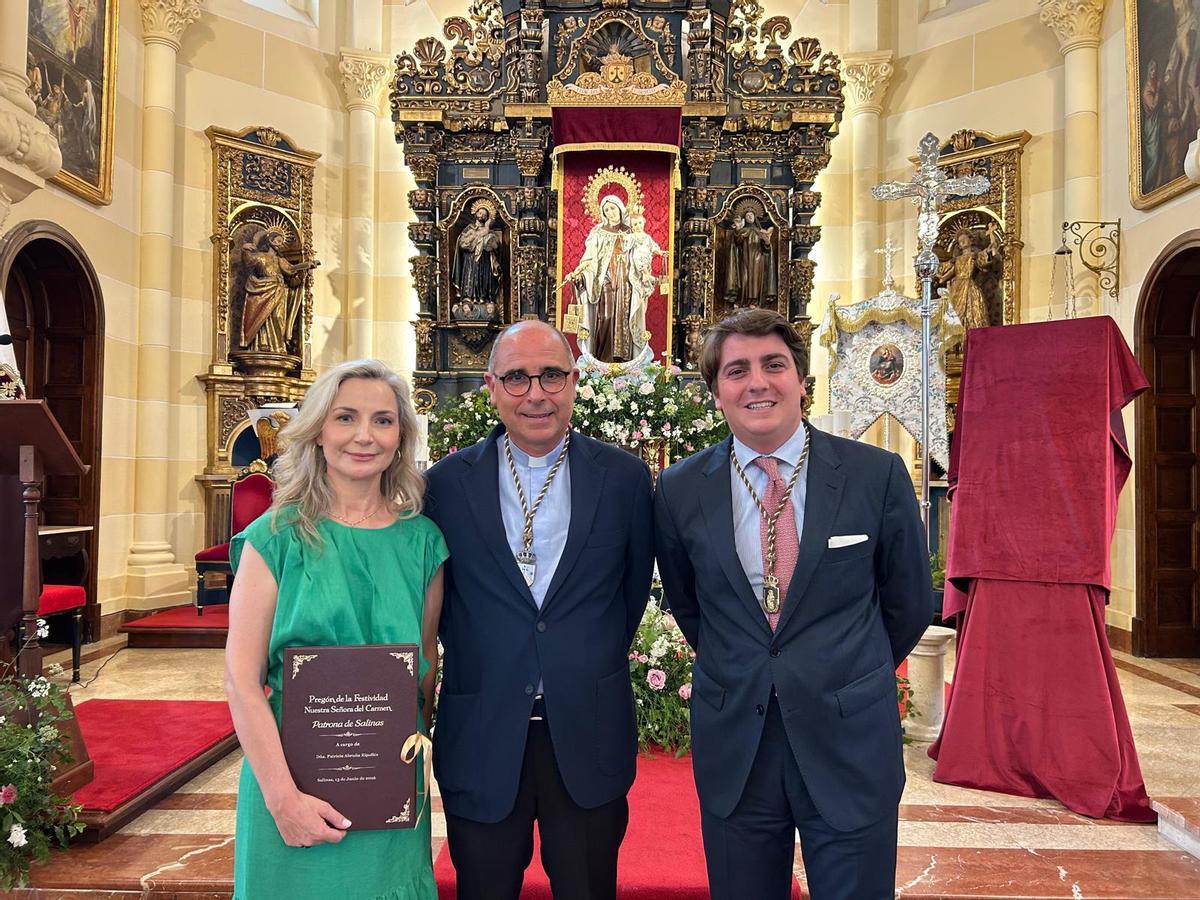 EN IMÁGENES: Así se vivió el pregón de las fiestas del Carmen de Salinas con Patricia Abruña