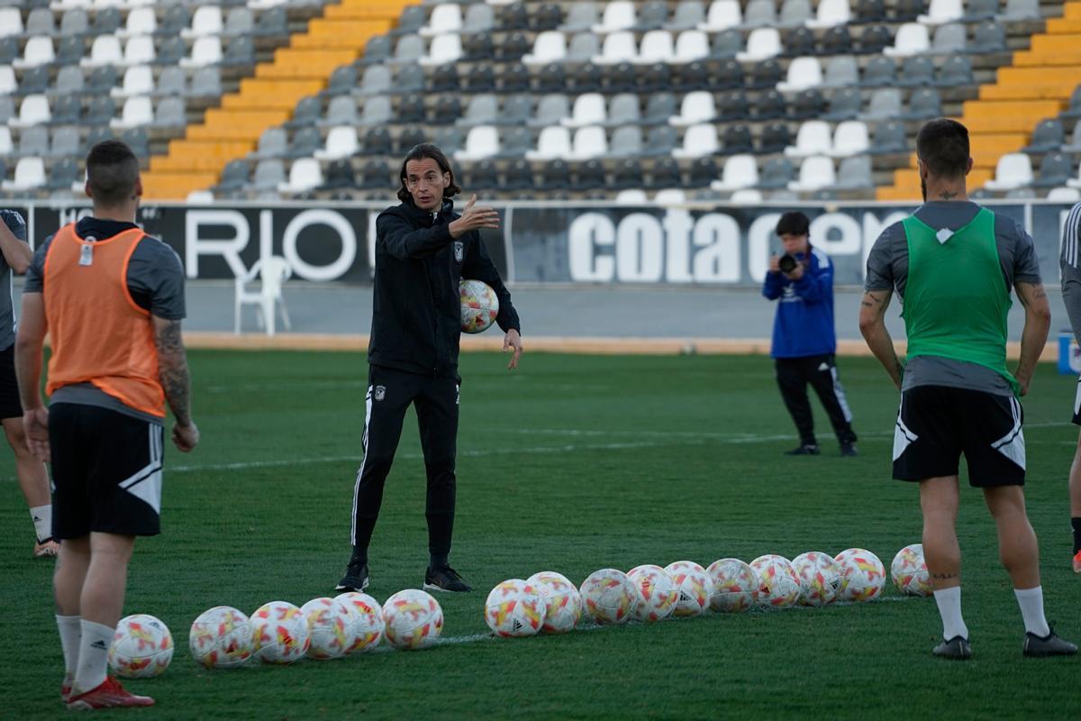 David Tenorio, durante su primera sesión con el Badajoz en el Nuevo Vivero.