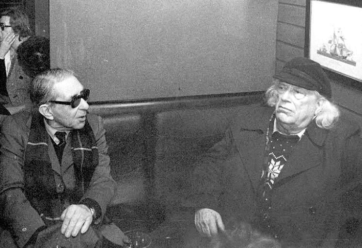 Gonzalo Torrente Ballester y Rafael Alberti, en el Marchica Rojo.