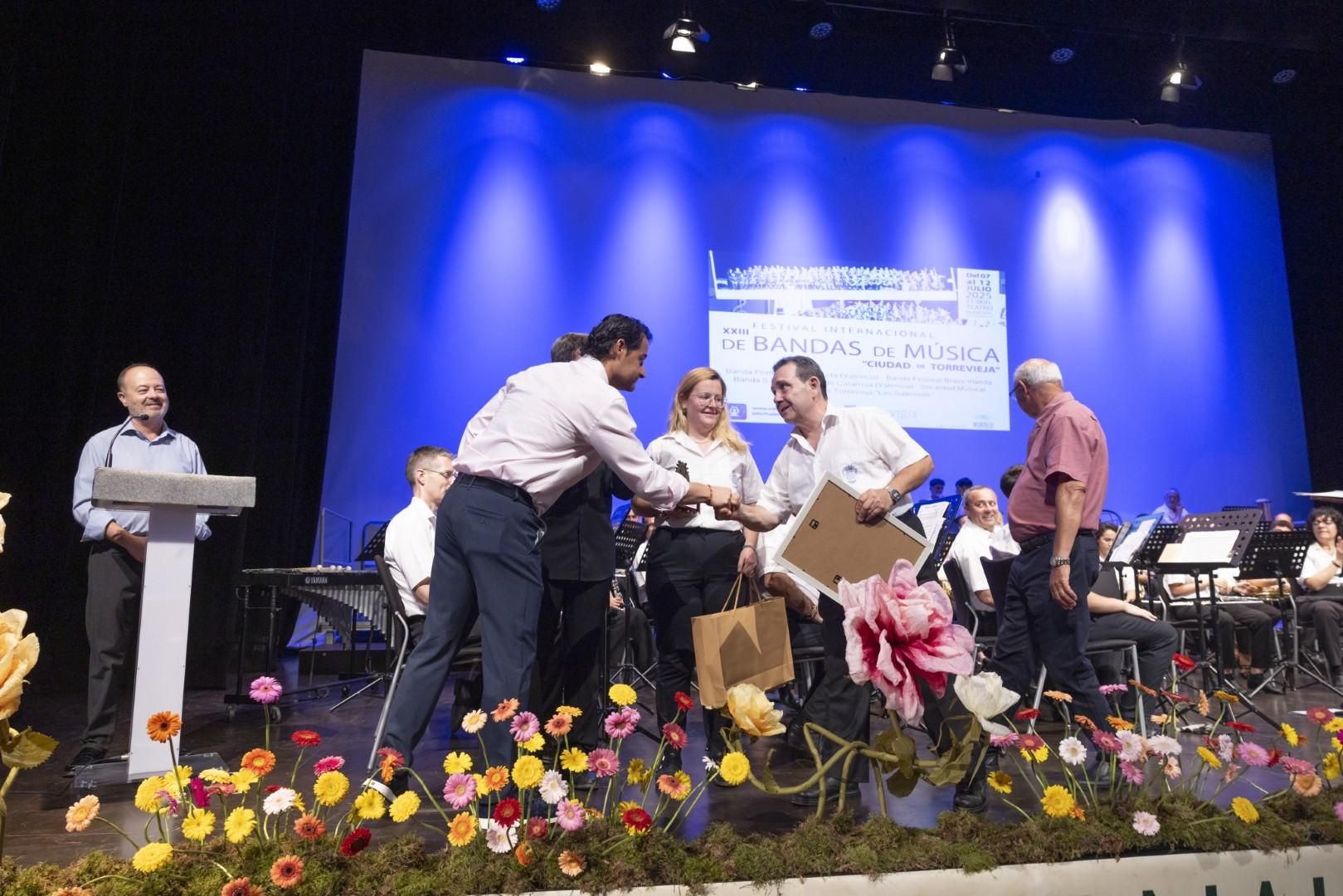 Las bandas de música de Paiporta y Catarroja, protagonistas del Festival Internacional de Bandas Ciudad de Torrevieja