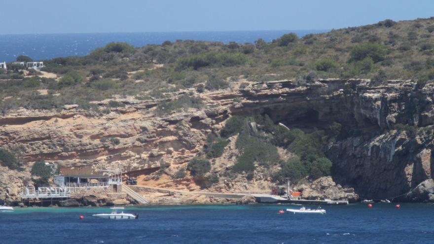 Un cadáver en estado de descomposición aparece flotando cerca de Tagomago en Ibiza